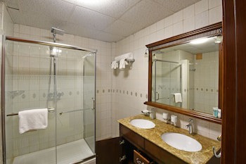 Imperial Golf View Hotel