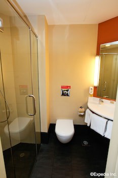Ibis Singapore Novena