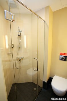 Ibis Singapore Novena