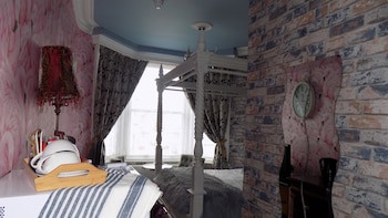 Driftwood Hotel