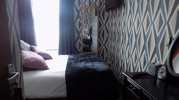 Driftwood Hotel