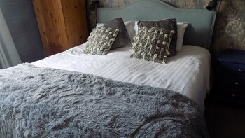 Driftwood Hotel