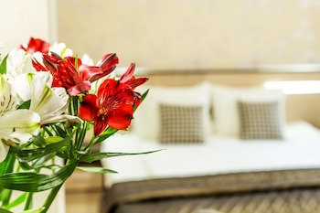 City Avenue Hotel By Hmg