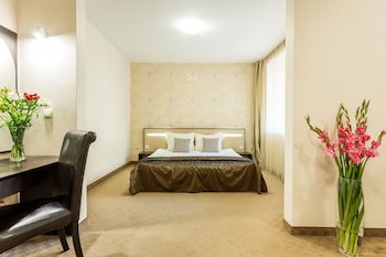 City Avenue Hotel By Hmg