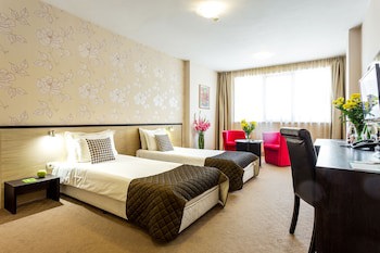 City Avenue Hotel By Hmg