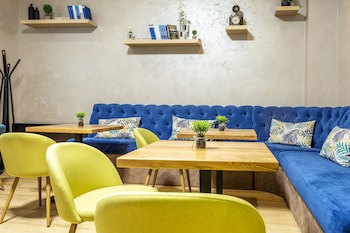 City Avenue Hotel By Hmg