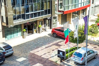 City Avenue Hotel By Hmg