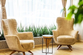 City Avenue Hotel By Hmg