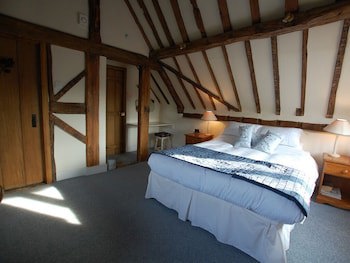 Falcon Inn