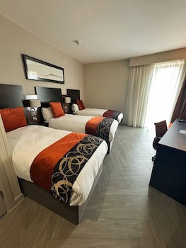 Clayton Hotel Cardiff