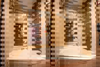 Hotel Hegsagone Marine Asia