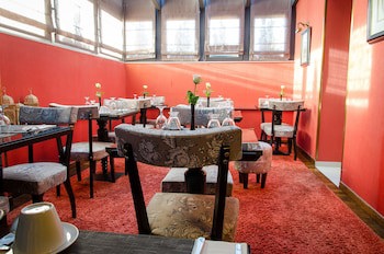 Maison Grecque