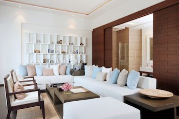 Cape Nidhra Hotel Hua Hin