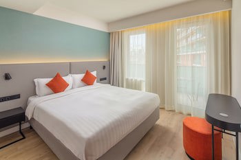 Escala Hotel & Suites