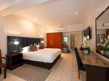 Anew Resort Hunters Rest Rustenburg