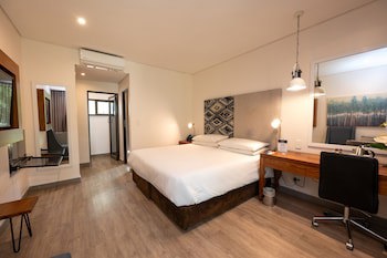 Anew Resort Hunters Rest Rustenburg