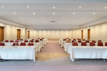 Anew Resort Hunters Rest Rustenburg