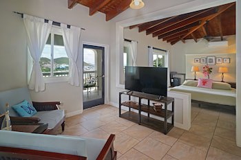 Two Sandals By The Sea Inn - B&B