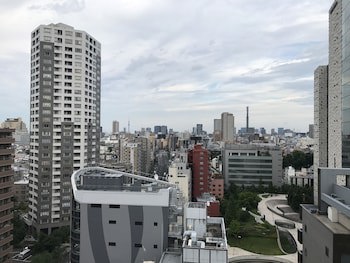 E Hotel Higashi Shinjuku