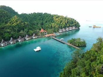 Club Tara Resort