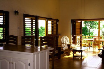 Cabier Ocean Lodge