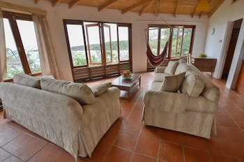 Cabier Ocean Lodge