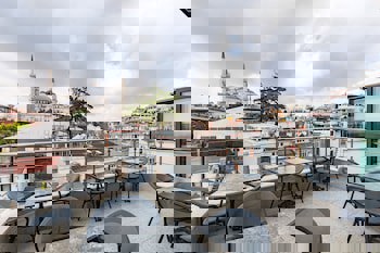 Seraglio Hotel & Suites