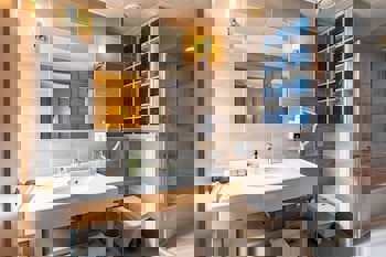 Seraglio Hotel & Suites