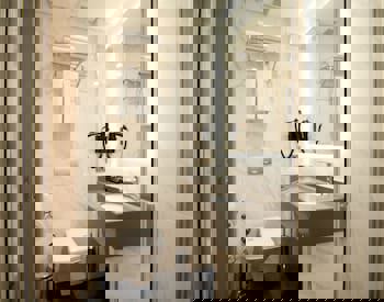 Seraglio Hotel & Suites