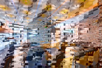 Seraglio Hotel & Suites