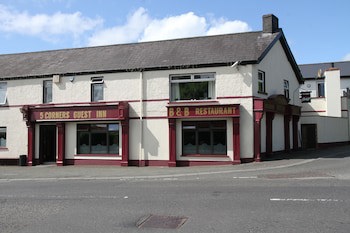 5 Corners Guest Inn
