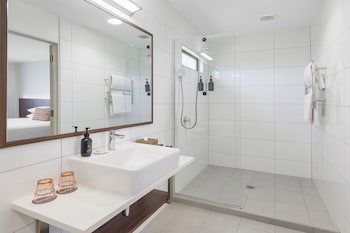 Jetpark Hotel Hamilton Airport