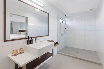 Jetpark Hotel Hamilton Airport