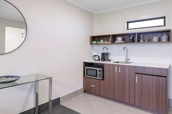 Jetpark Hotel Hamilton Airport
