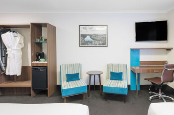 Jetpark Hotel Hamilton Airport