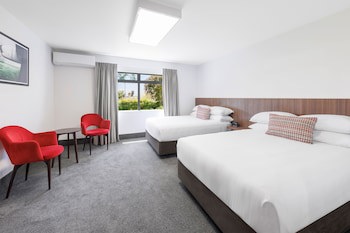 Jetpark Hotel Hamilton Airport