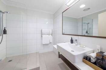 Jetpark Hotel Hamilton Airport