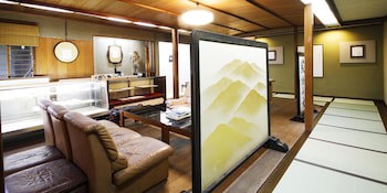 Seikiro Ryokan Historical Museum Hotel