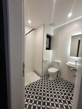 Carlton Hotel
