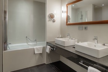 Doubletree By Hilton Bratislava