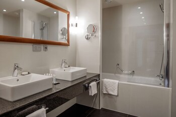 Doubletree By Hilton Bratislava