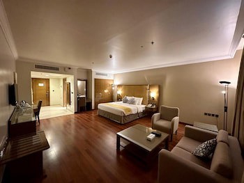 Golden Tulip Buraidah