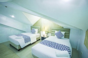 Grand Blue Beach Hotel