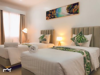 Grand Blue Beach Hotel