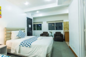 Grand Blue Beach Hotel