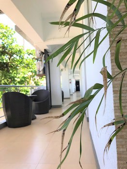 Grand Blue Beach Hotel