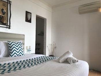 Grand Blue Beach Hotel