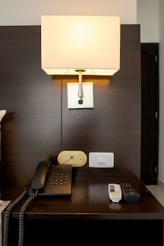 Hotel Manantial