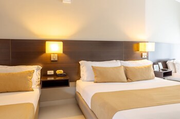 Hotel Manantial