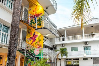 Hotel Manantial